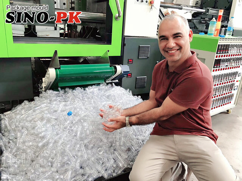 Preform Molding Factory